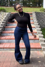 Cargar imagen en el visor de la galería, Classic Super Flare Jeans