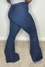 Cargar imagen en el visor de la galería, Classic Super Flare Jeans