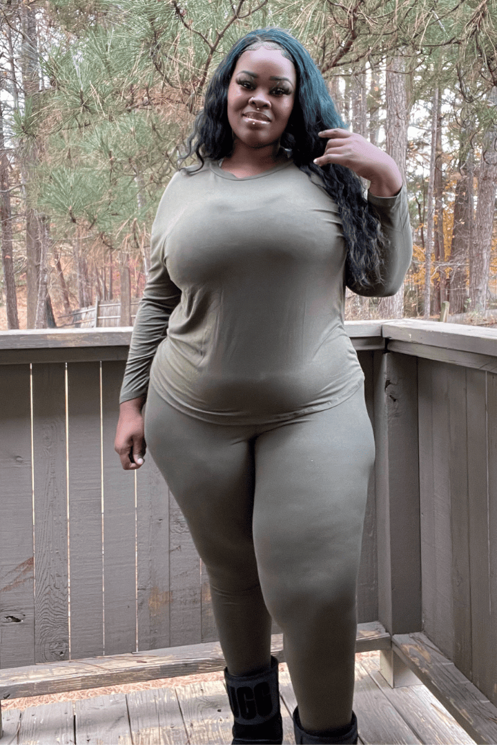 Plus size legging sales set