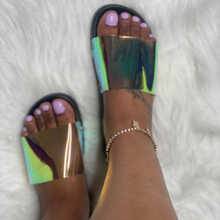 Load image into Gallery viewer, Transparent Iridescent Slides- Black
