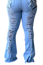 Load image into Gallery viewer, Peekaboo bell bottom jeans
