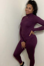 Cargar imagen en el visor de la galería, Turtleneck Legging Set
